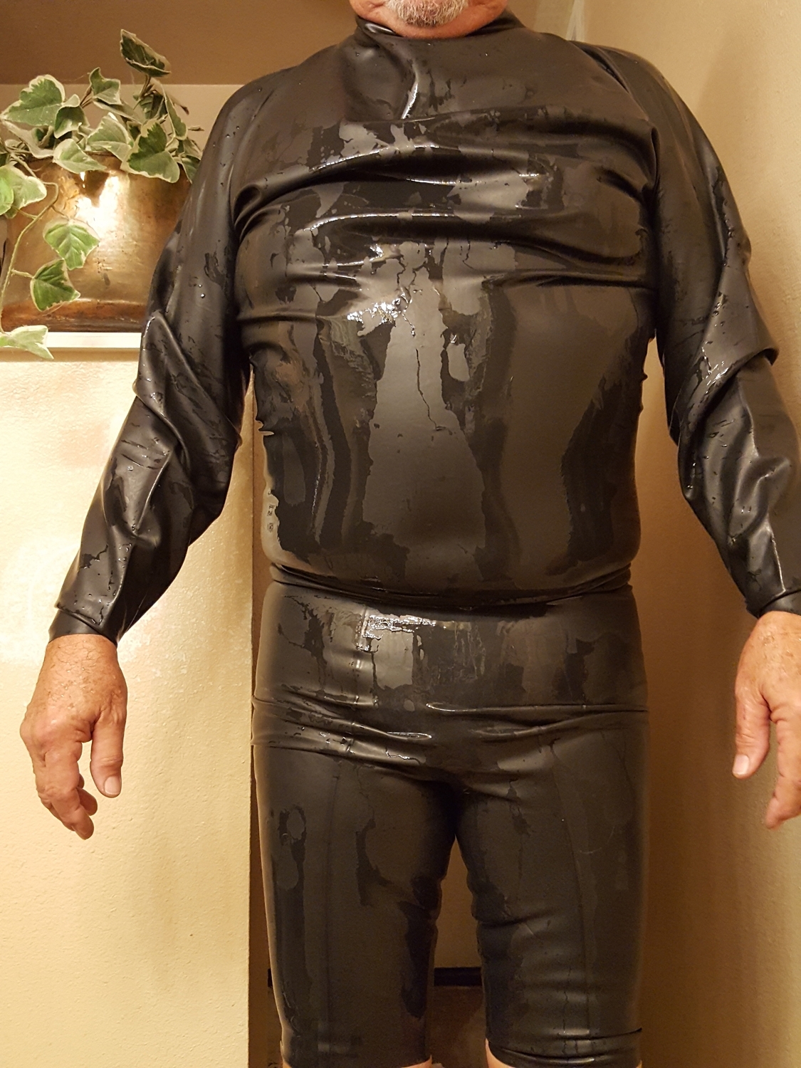 Latex Works Chuck in combo suit Photo | Hydroglove All Rubber Dry Suits